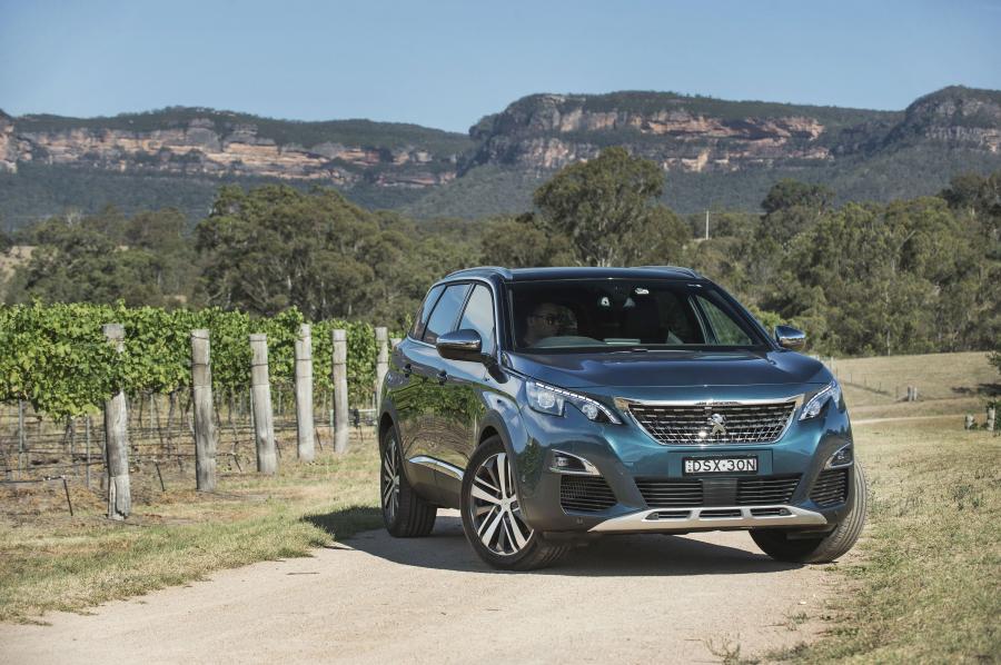  Peugeot 5008 GT 2018 года  (AU) (фото 24 из 29)